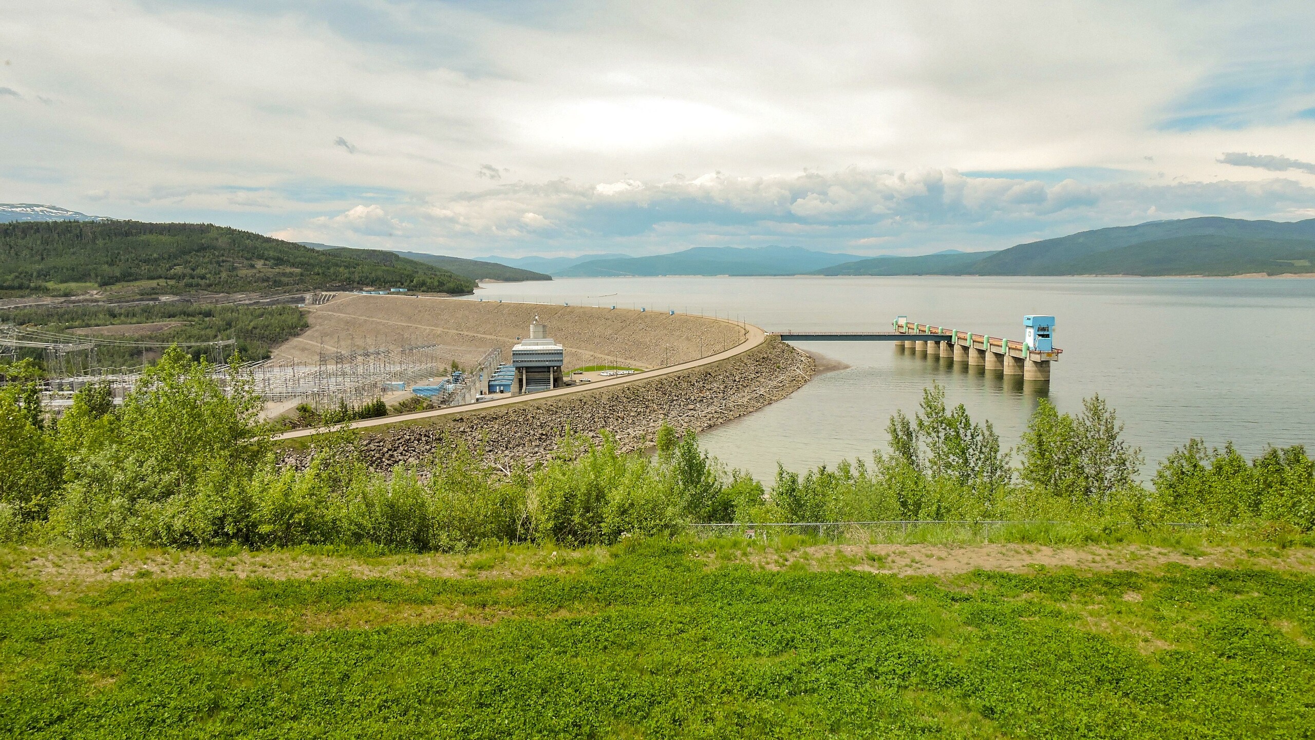 The true costs of hydroelectric power, now and in the future: News - Future  Energy Systems